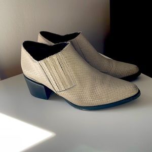 Steve Madden booties size 7.5 women’s